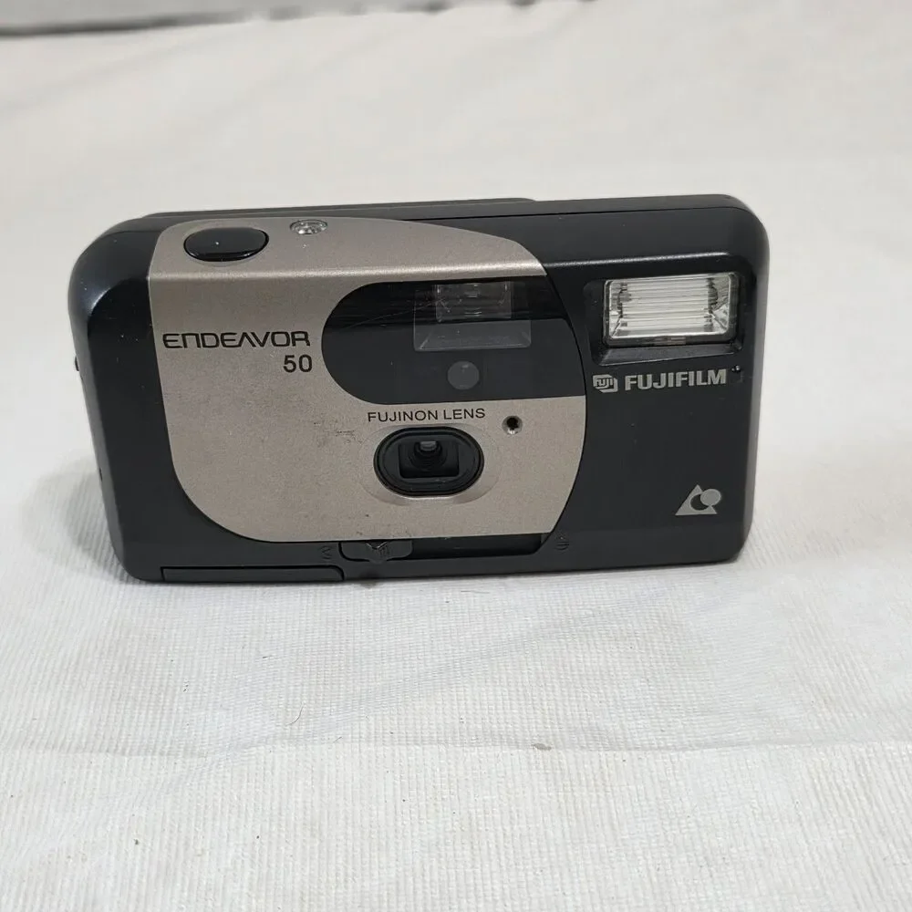 Endeavor 50 Fujifilm 35mm Camera NOT TESTED